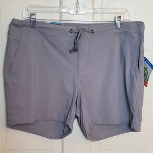 Columbia Women's Gray Shorts